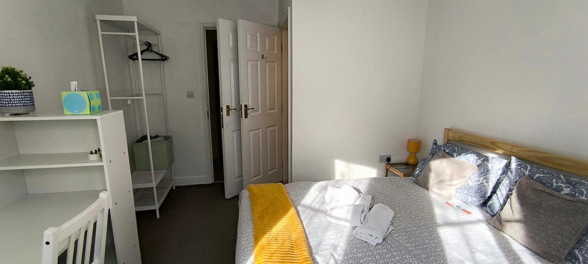 Bright, Chilled Ensuite Db Room In A Shared Flat! Лондон Екстер'єр фото
